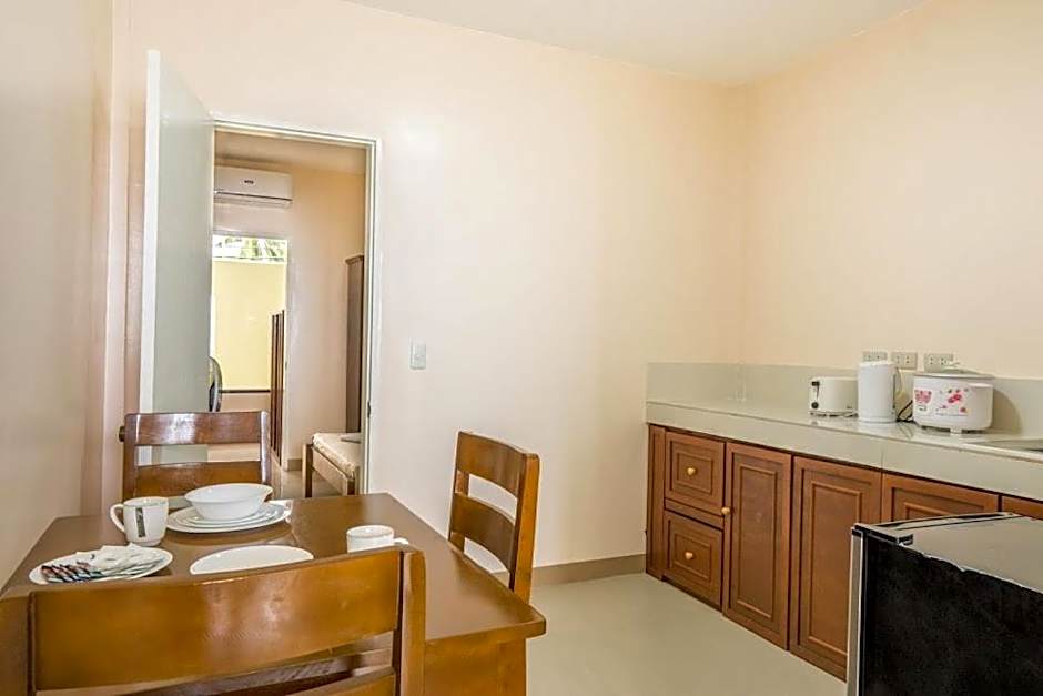 Kellocks' Seaview Apartelle