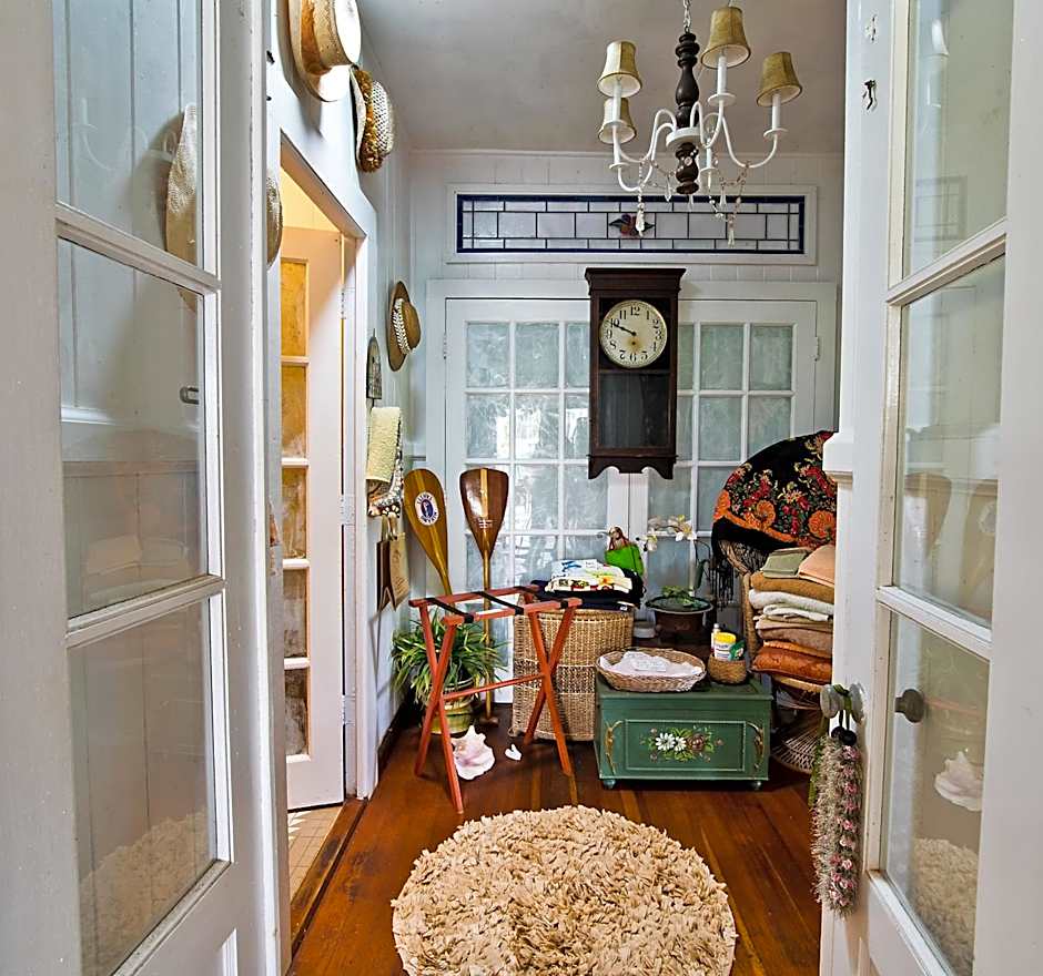 Hale Kawehi BnB Guesthouse