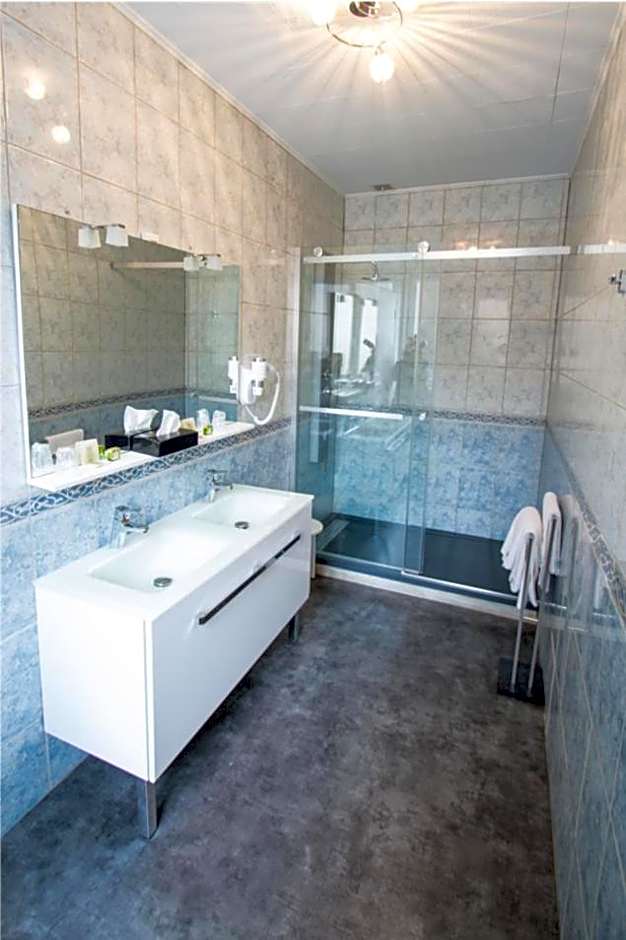 Logis Hôtel & Restaurant - Le Mouton Blanc