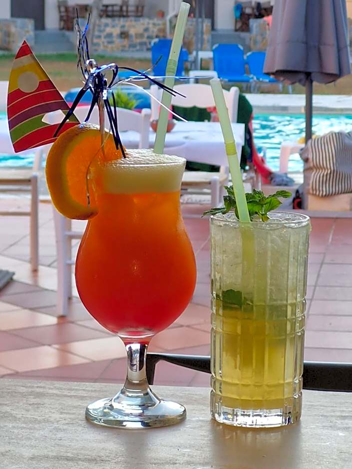 Creteco Hotel & Suites