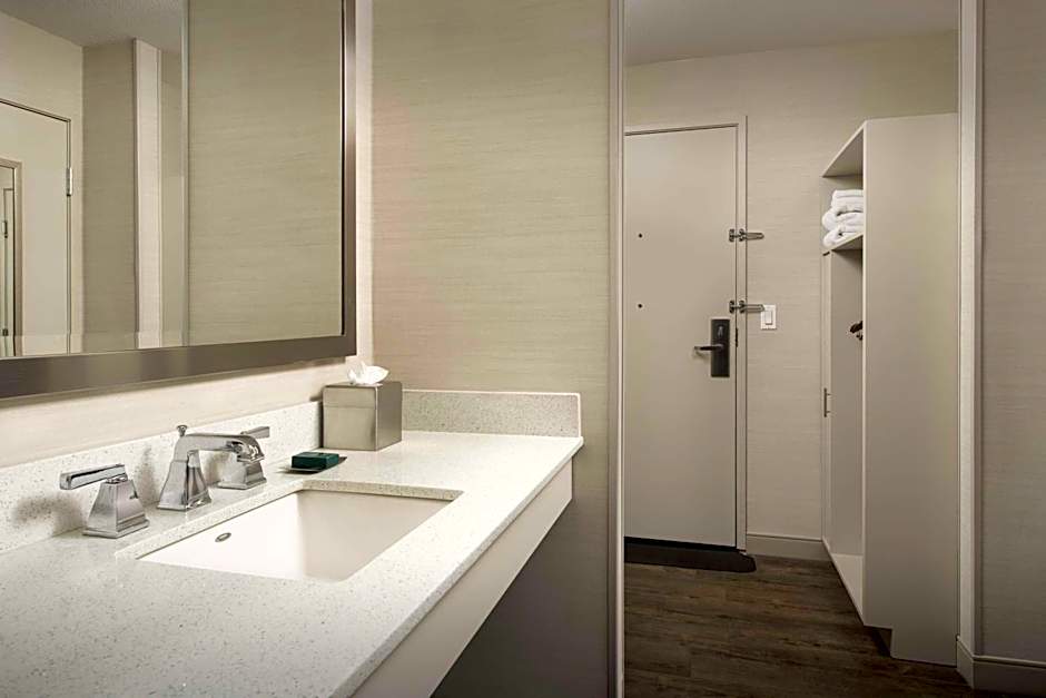 DoubleTree By Hilton North Salem