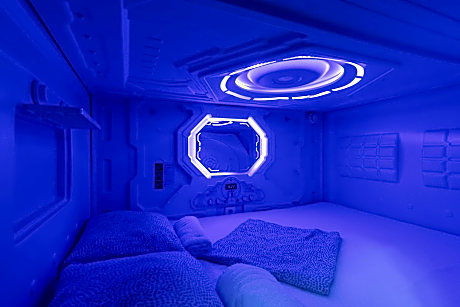 Capsule Double Bed - Mixed Dormitory Room