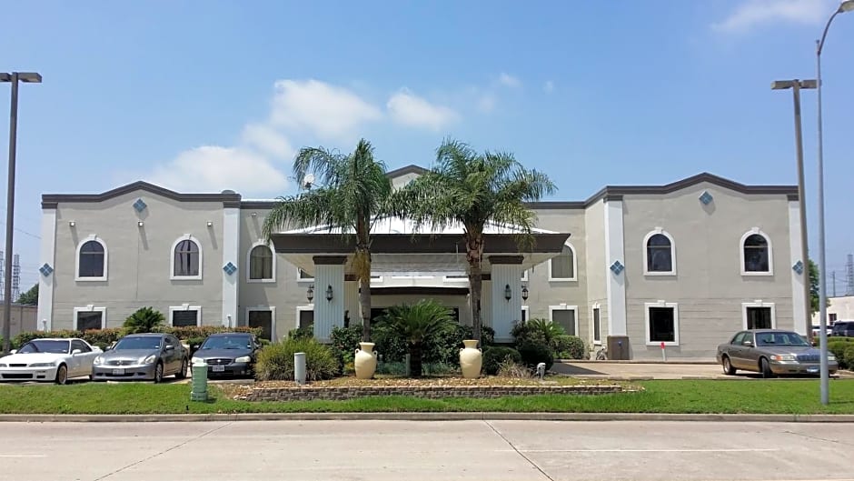 Days Inn & Suites by Wyndham Webster NASA-ClearLake-Houston