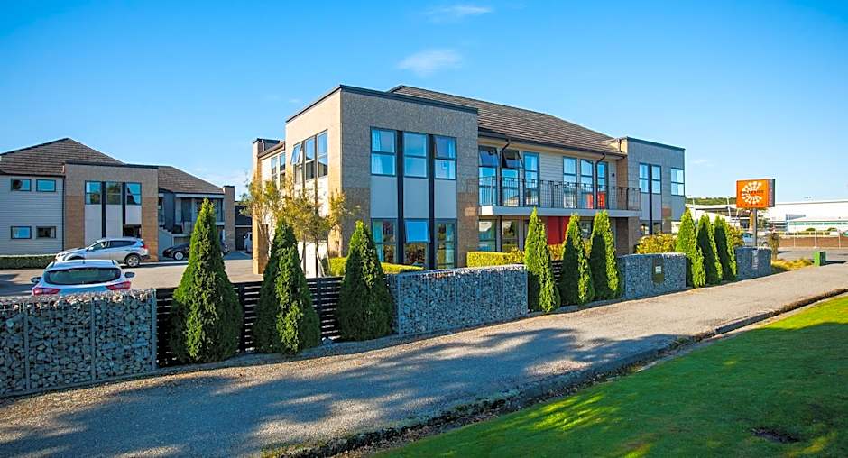 Coleraine Suites & Apartments