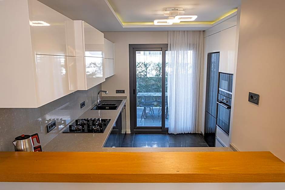 Çeşme lüks huzurlu yeni villa