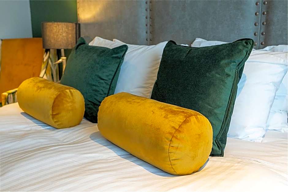 DeiRa Hotel & Apartments