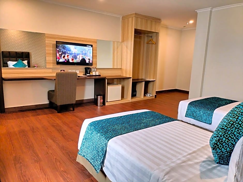 Photo 1 of 10 of Deluxe 2 Beds