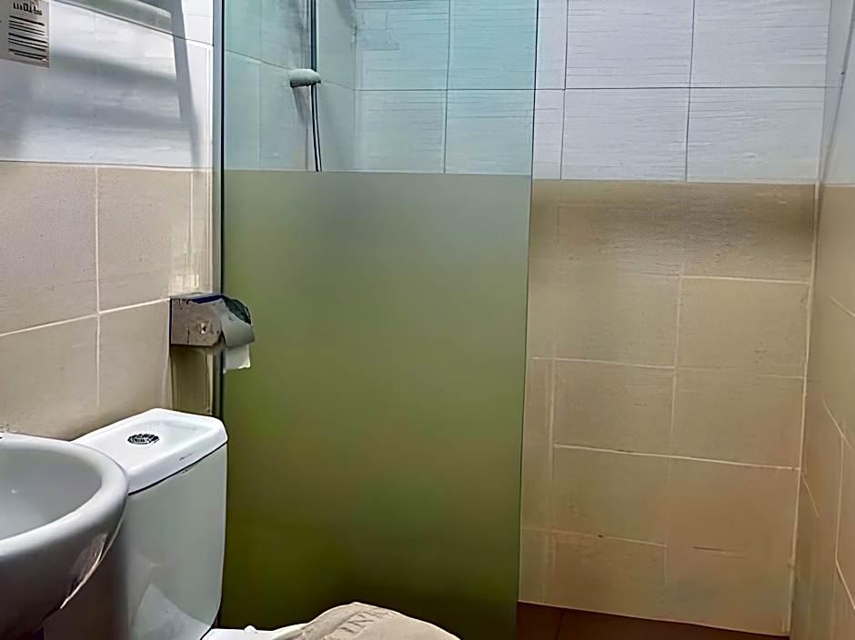 Lovina Inn Nagoya Batam