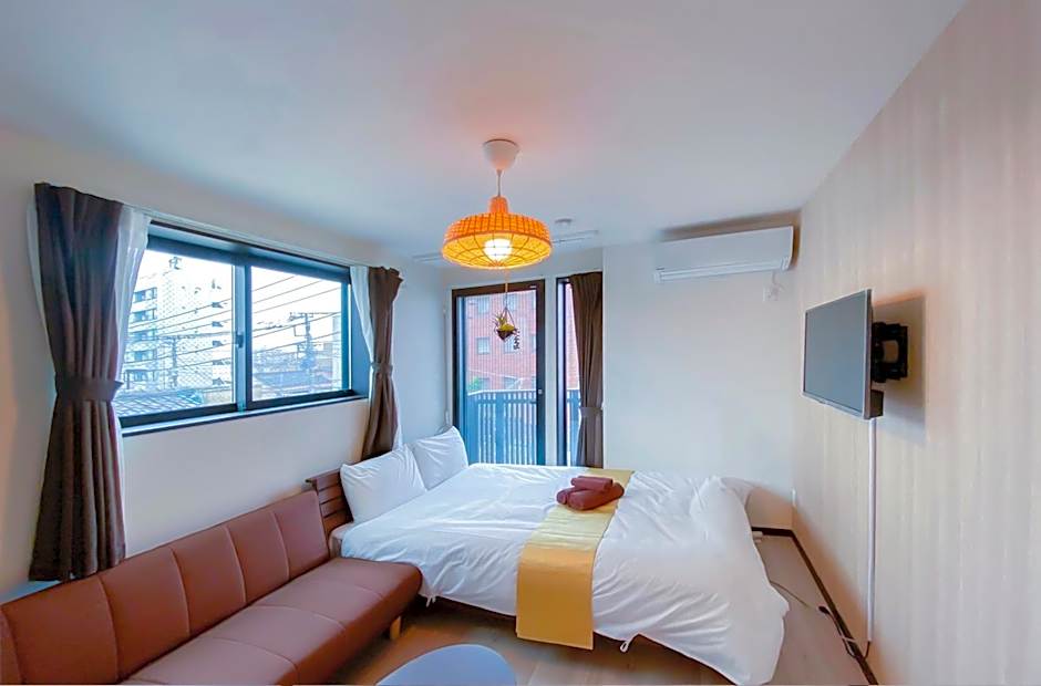 japan house sky tree