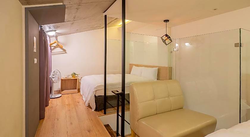 CHECK inn Express Taichung Yizhong