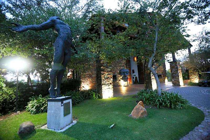 Riboville Boutique Hotel And Restaurant