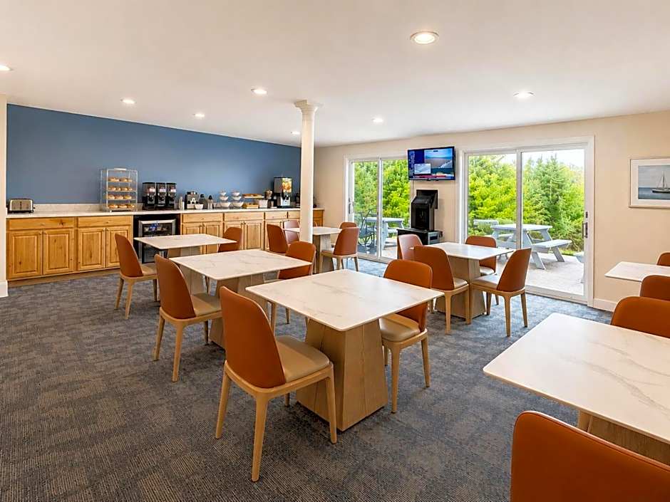 Cod Cove Inn, BW Signature Collection