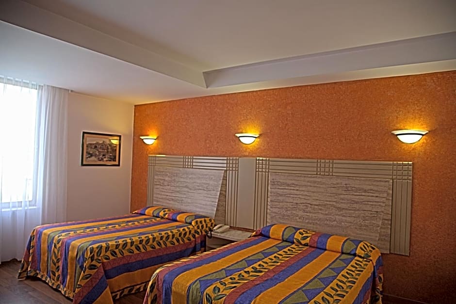 Hotel Cervantes