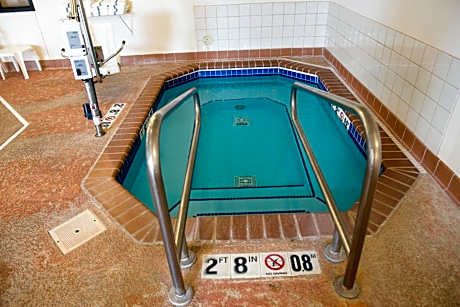 Holiday Inn Express Hotel & Suites Chanhassen By IHG