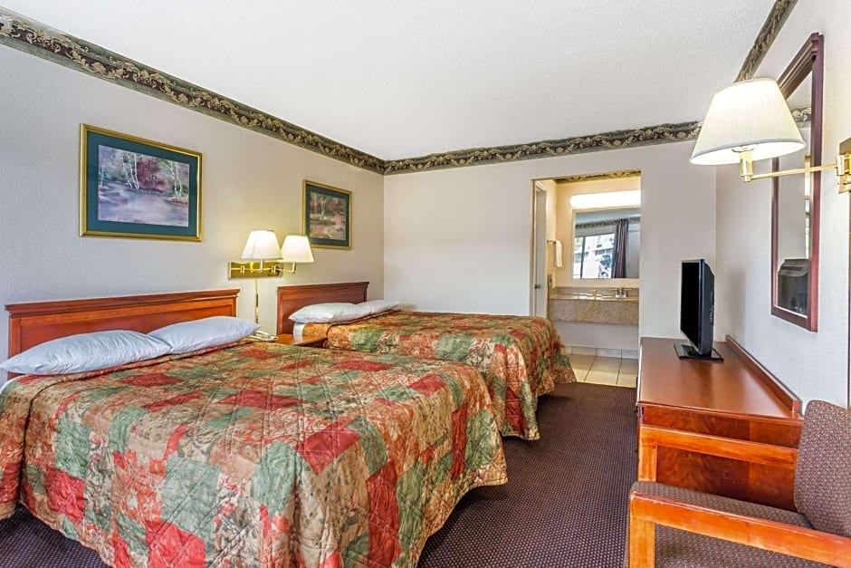 Days Inn by Wyndham Ashland