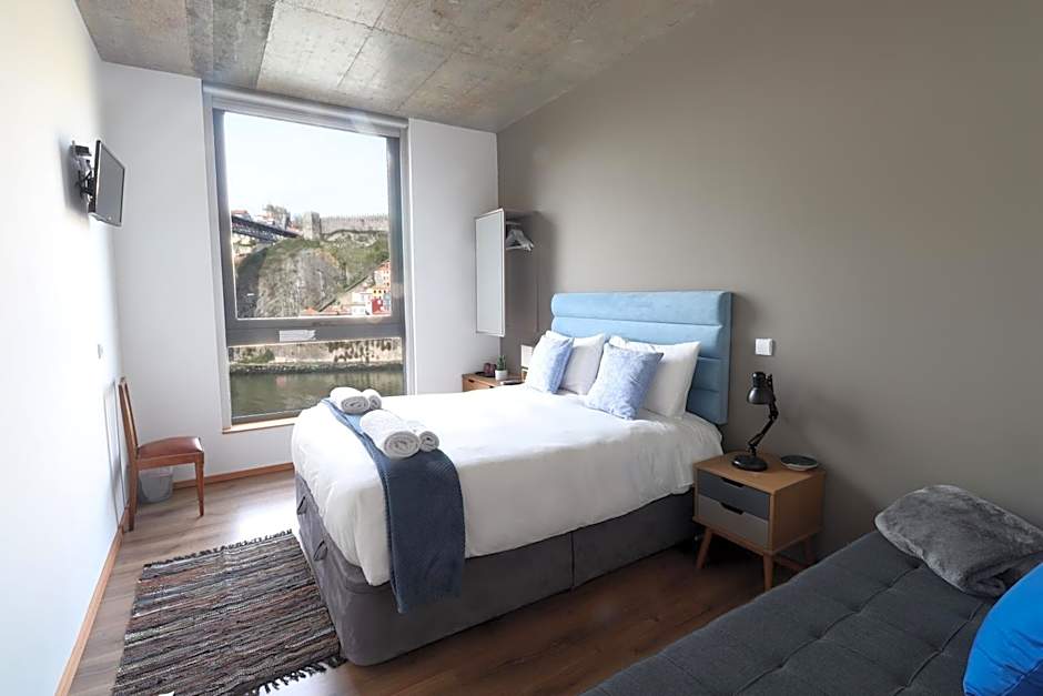 Bridge It - Suites & Views