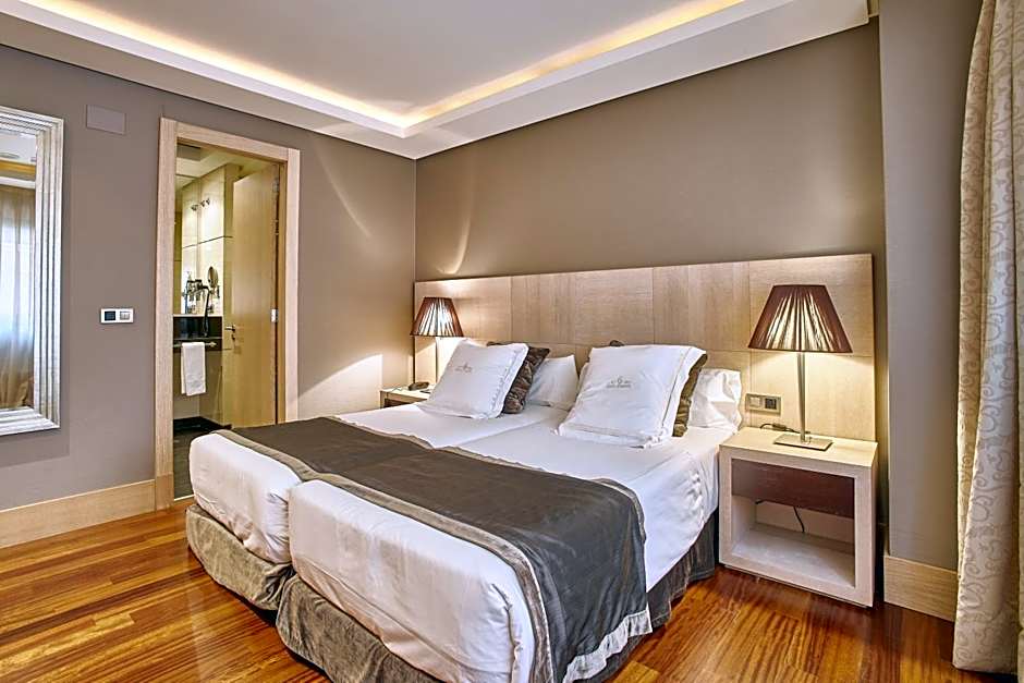 Washington Parquesol Suites & Hotel