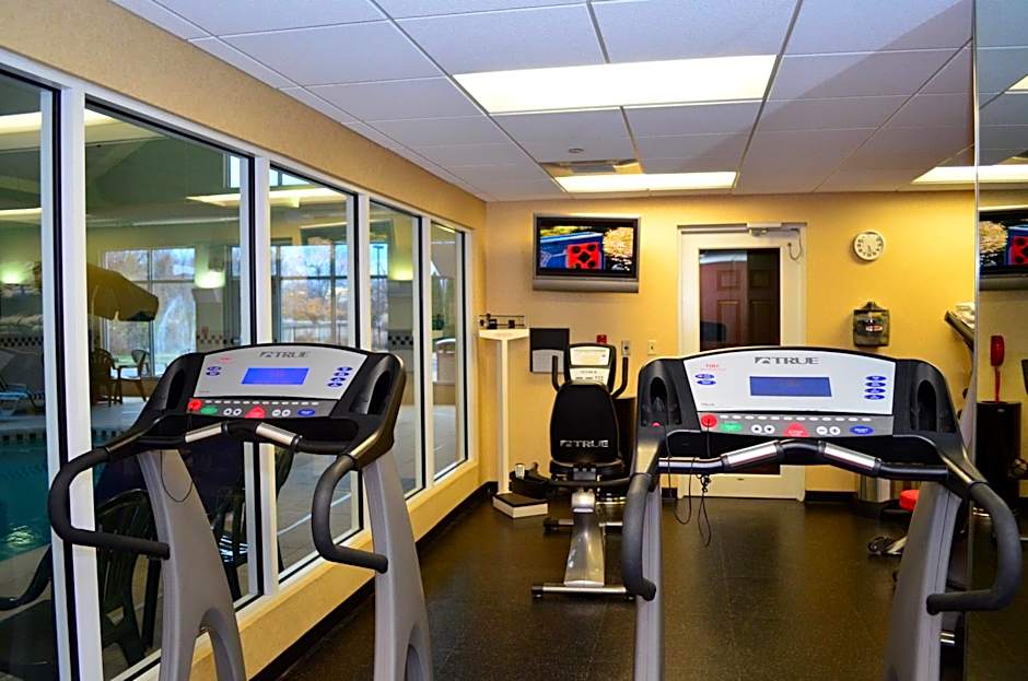 Country Inn & Suites by Radisson, Bentonville South - Rogers, AR