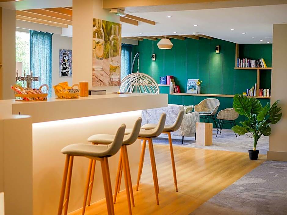 Best Western Le Bois De La Marche