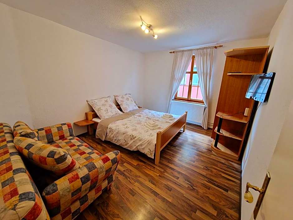 Foto 1 von 4 von 1 Double Bed or 2 Beds