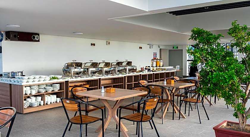 Tokyo Hotel Phan Rang