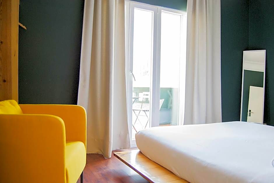 Avenue Hostel & Suites