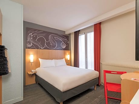 Standard Room with 1 double bed