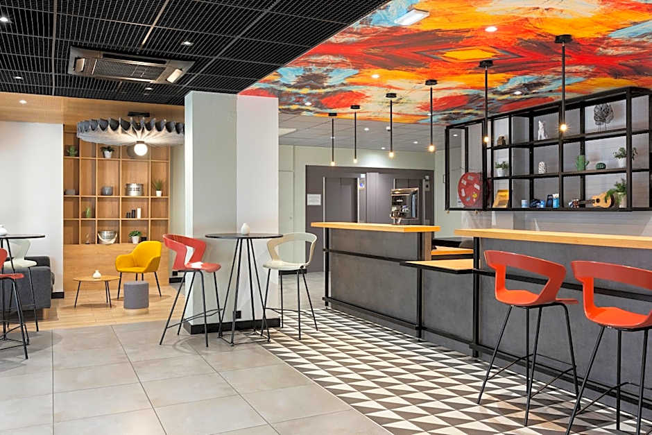 Ibis Marseille Centre Prefecture