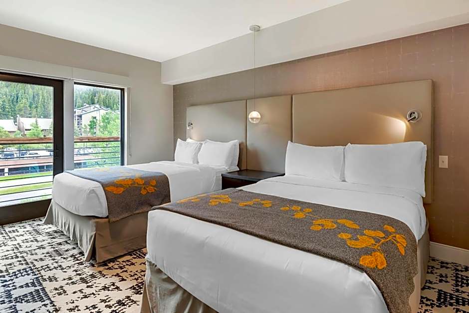 Cambria Hotel Copper Mountain