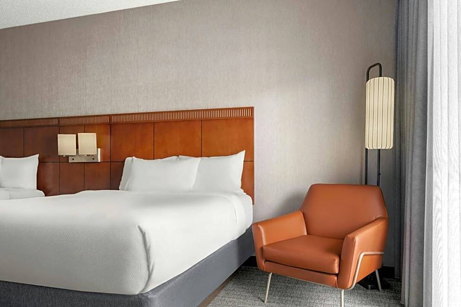 Courtyard By Marriott Detroit Metro Airport Romulus