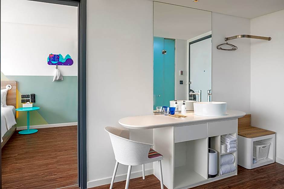 Tru by Hilton Hau Giang City Centre