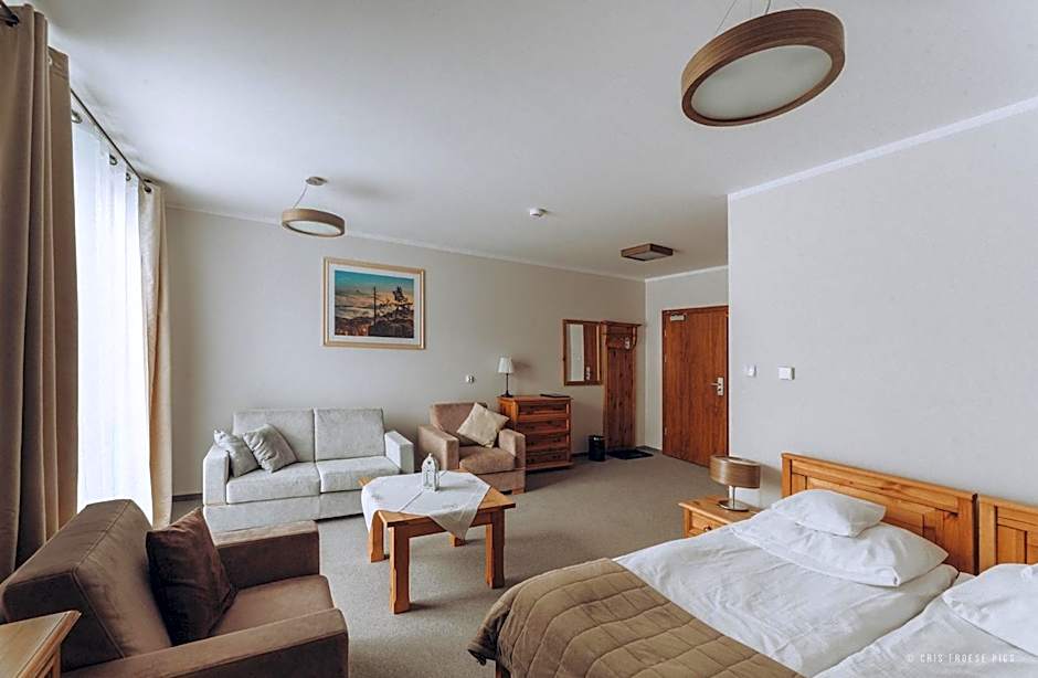 Photo 1 of 14 of Double Room