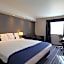 Holiday Inn Express Glenrothes By IHG