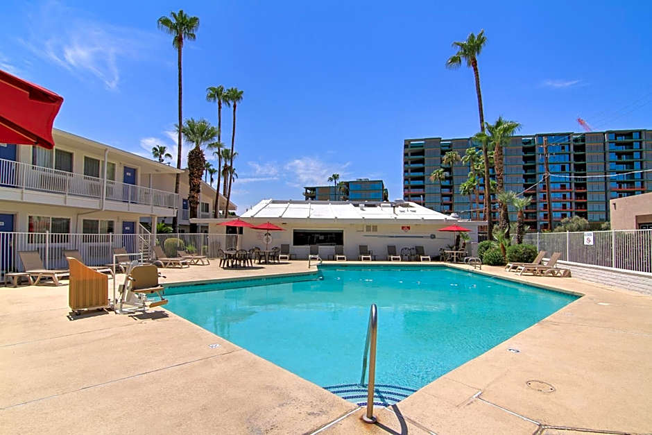 Motel 6 Old town Scottsdale Fashion Square