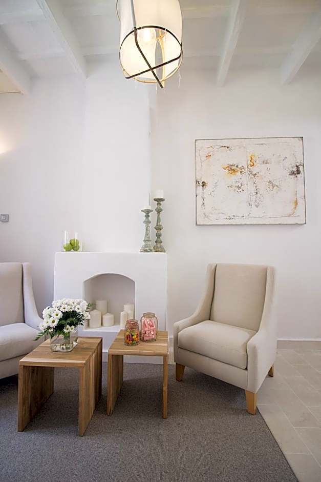 S'Hotelet d'es Born - Suites & SPA