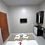 New Center Hotel