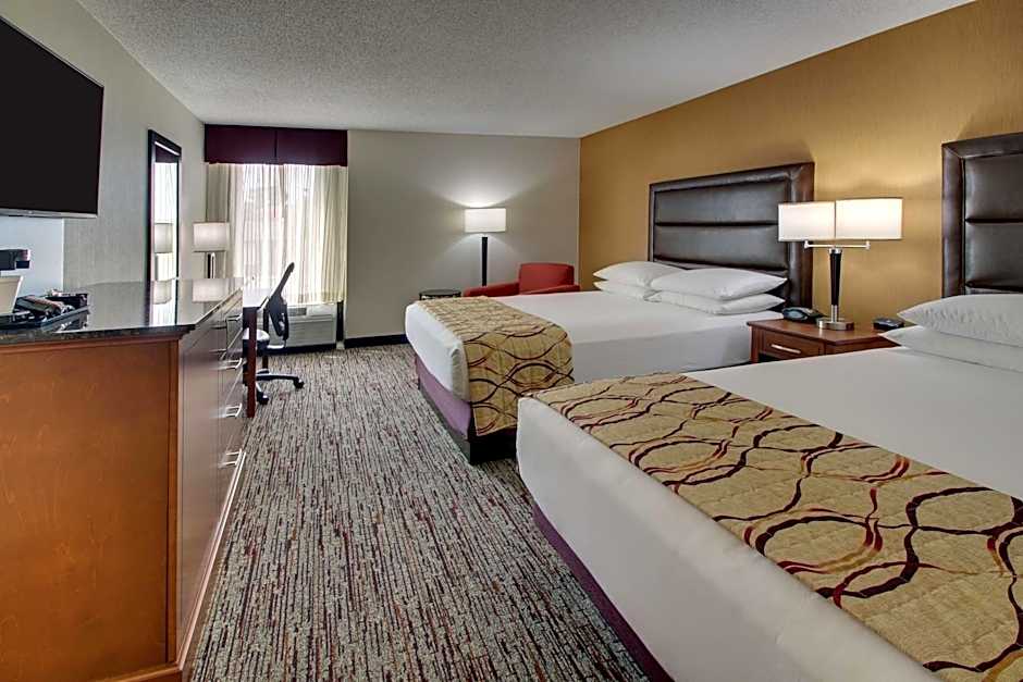 Drury Inn and Suites Bowling Green