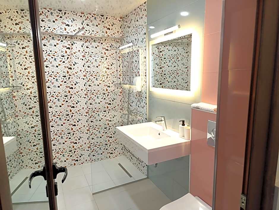 Lime House, Kyustendil