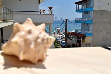 Studio Apartment with Sea View