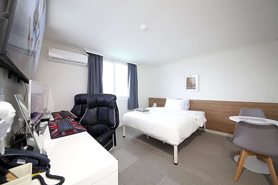 Hotel Gaon J Stay