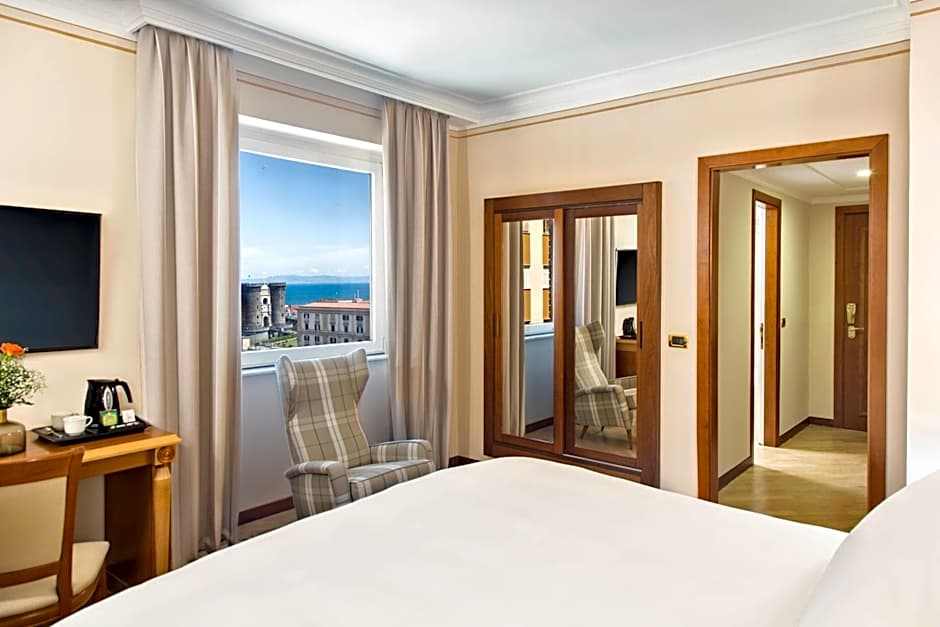 Renaissance Naples Hotel Mediterraneo