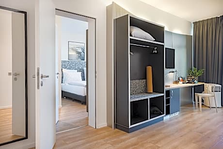 THE INNSIDE ROOM FOR FAMILIES 6ADULTS