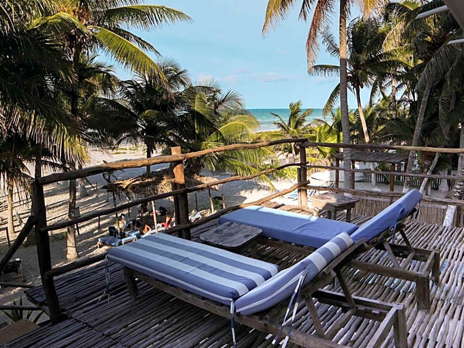 Casa Mate BeachFront HOUSES El Cuyo