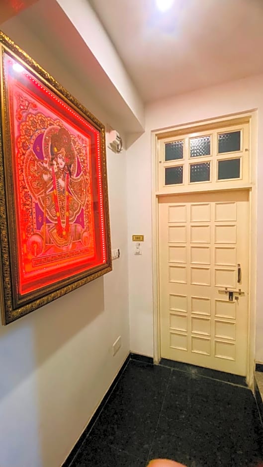 MOON FLOWER GUEST HOUSE