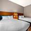 Country Inn & Suites by Radisson, West Bend, WI