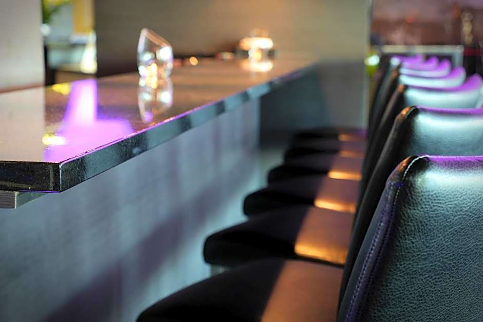 Grand Times Hotel Sherbrooke