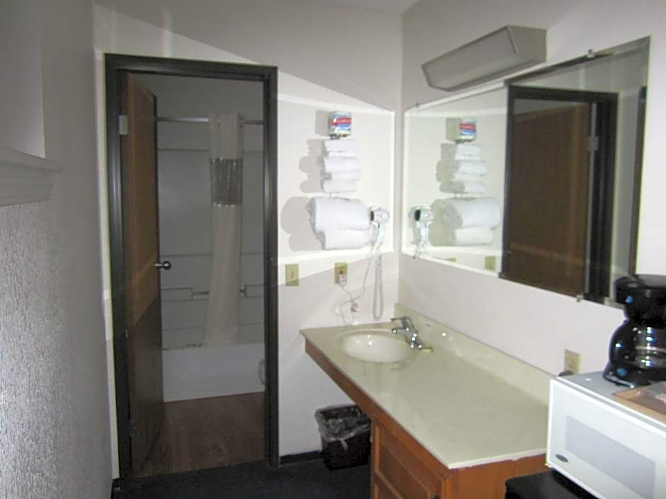 Super 8 by Wyndham Williams Lake BC