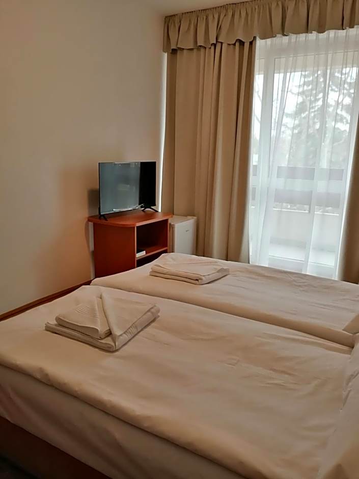 PSZ Hotel Beach Földvár