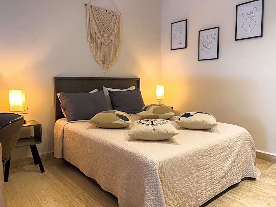 'Syrena Luxury Caribbean' Heart of Playa del Carmen - Fast Wi-fi - Sea Views