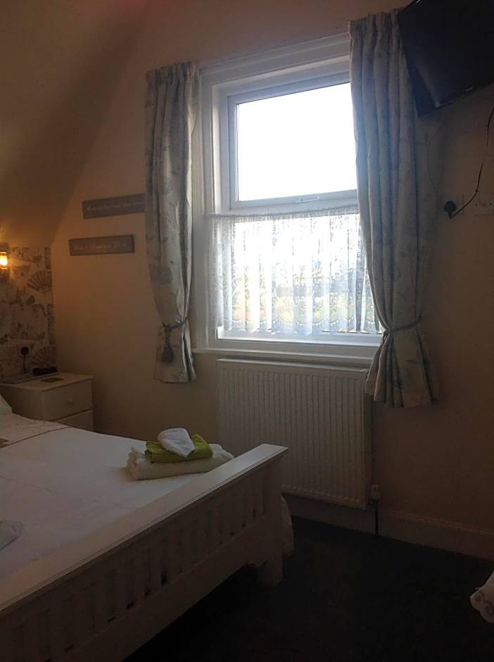 Cleasewood Guest House